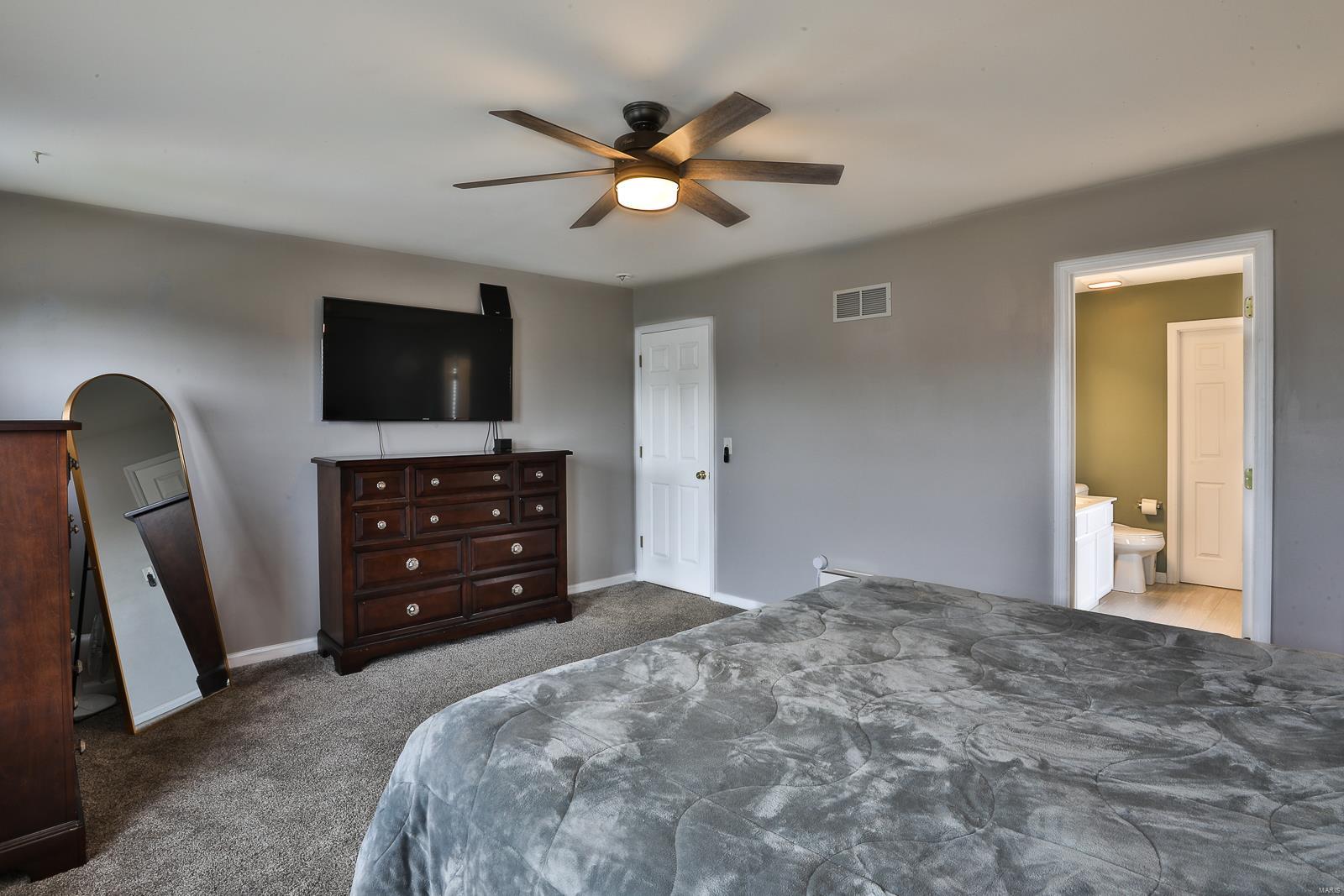 5009 Sweetbrier Court