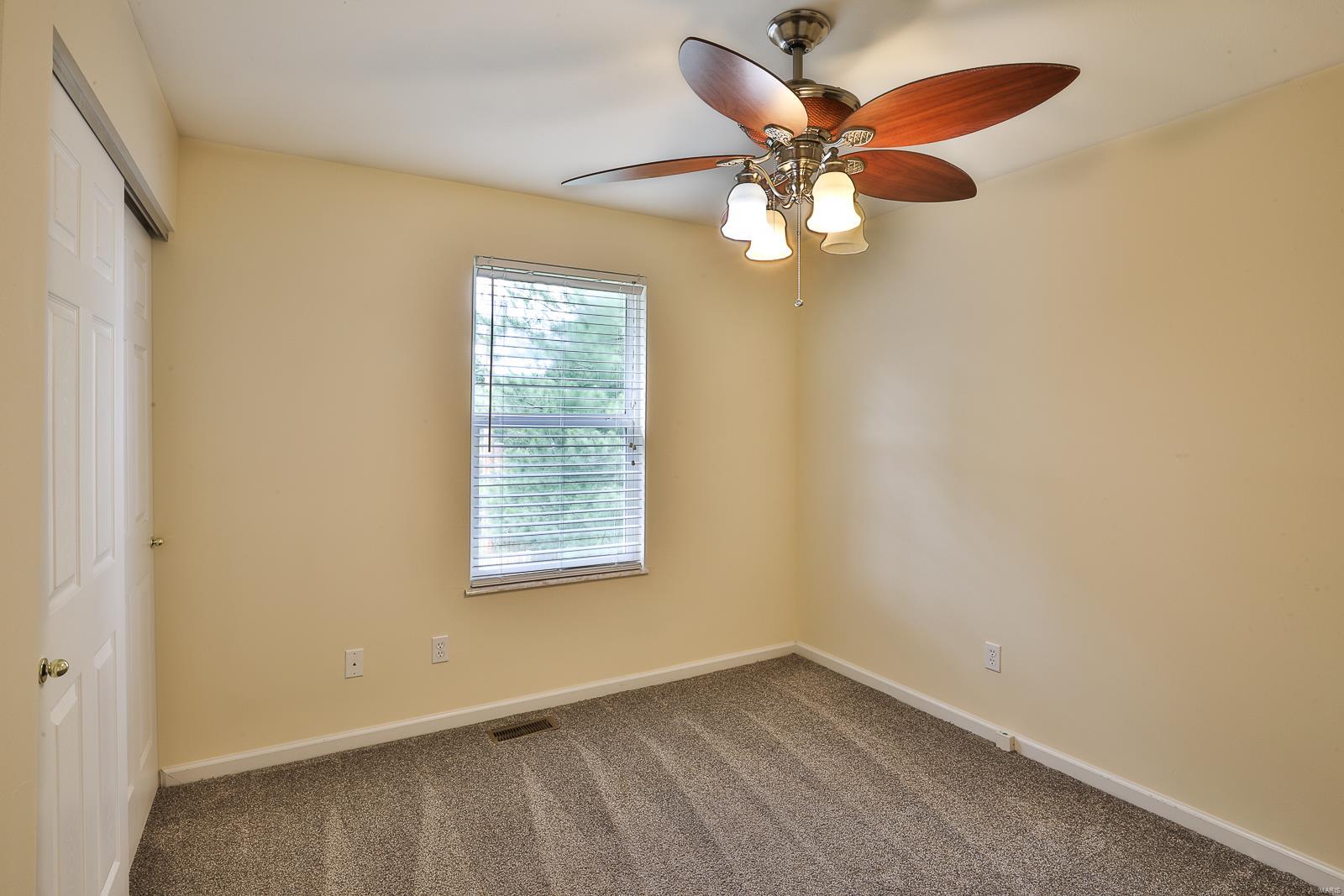 329 Oak Ridge Parkway