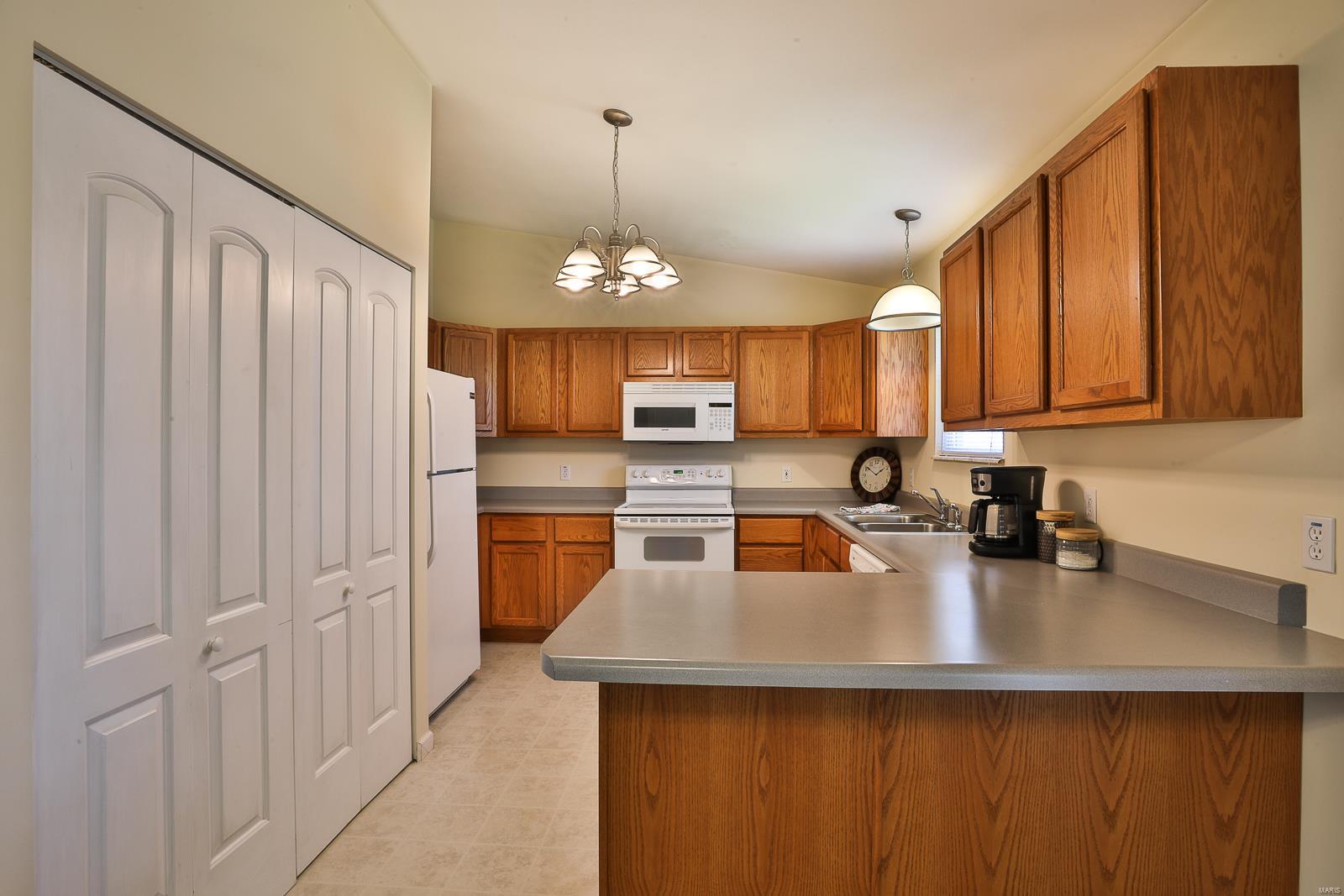 329 Oak Ridge Parkway