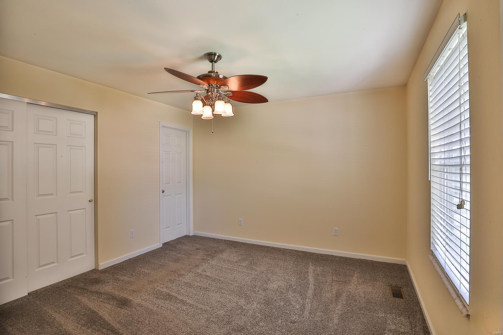 329 Oak Ridge Parkway