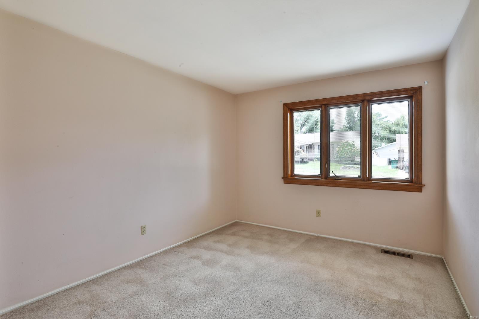 2415 Whitshire Drive