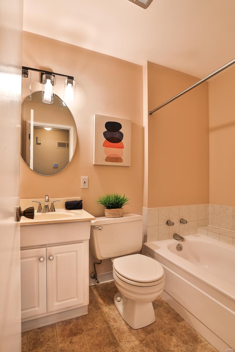 2415 Whitshire Drive