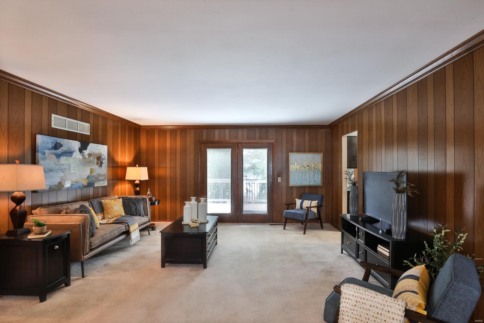 2415 Whitshire Drive