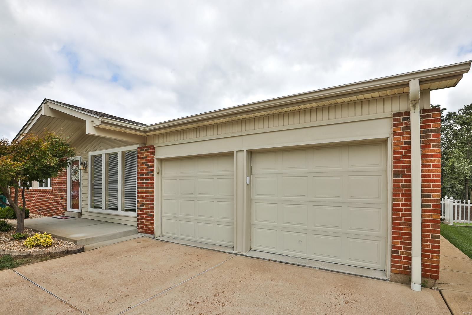 2415 Whitshire Drive