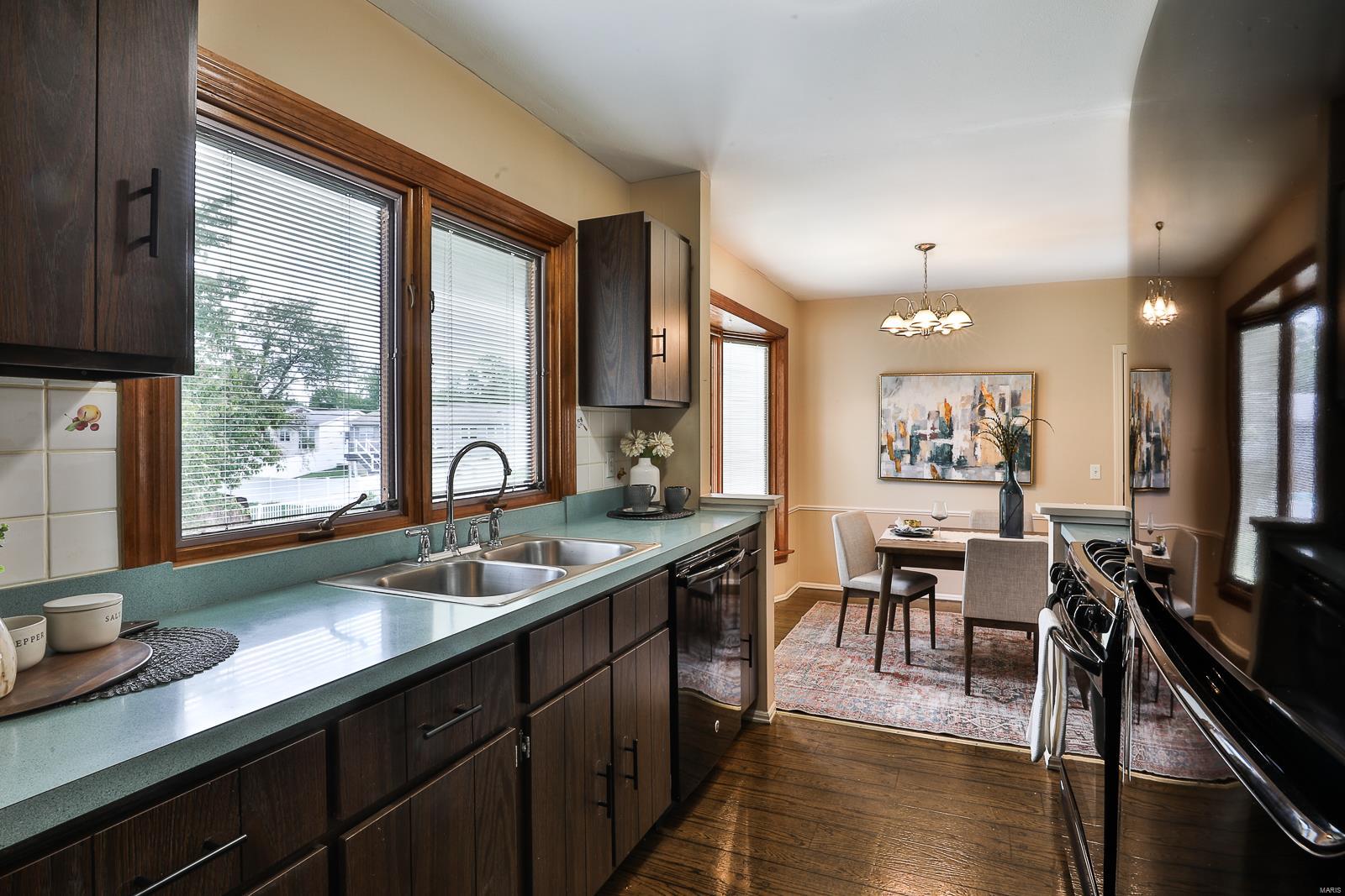 2415 Whitshire Drive