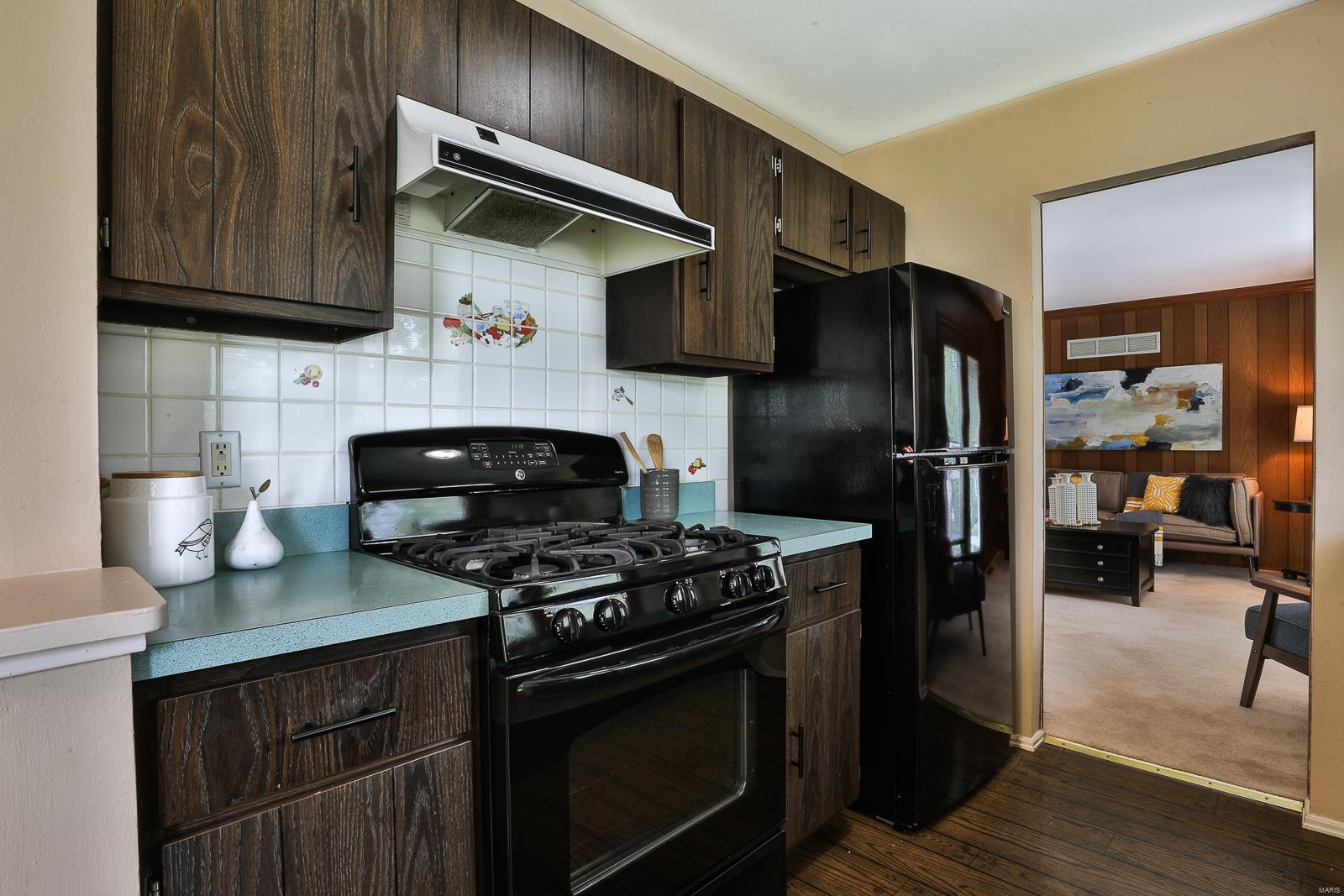 2415 Whitshire Drive