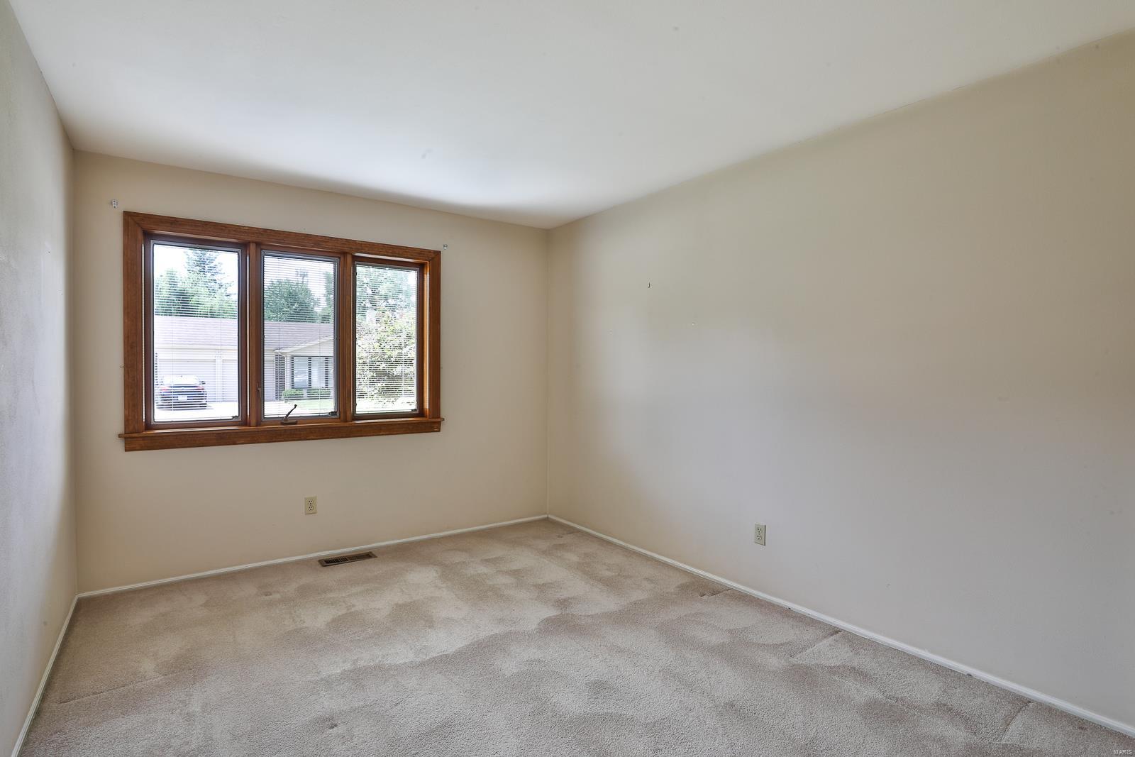 2415 Whitshire Drive