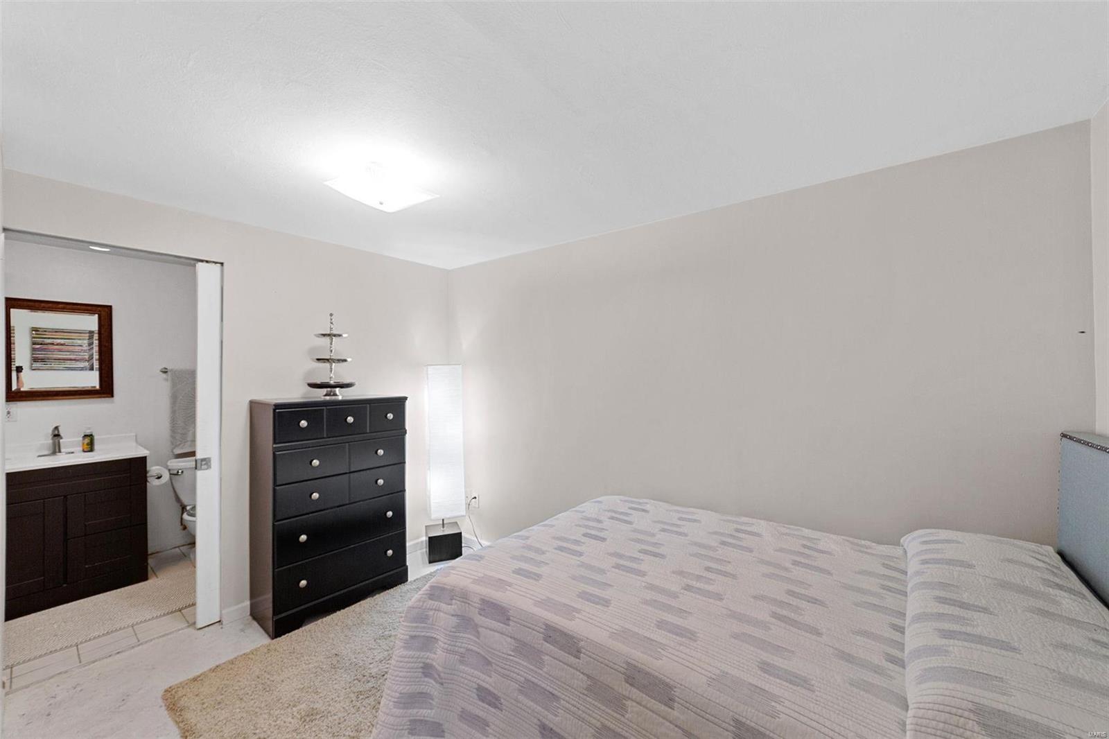 1622 Florine Boulevard Unit: B