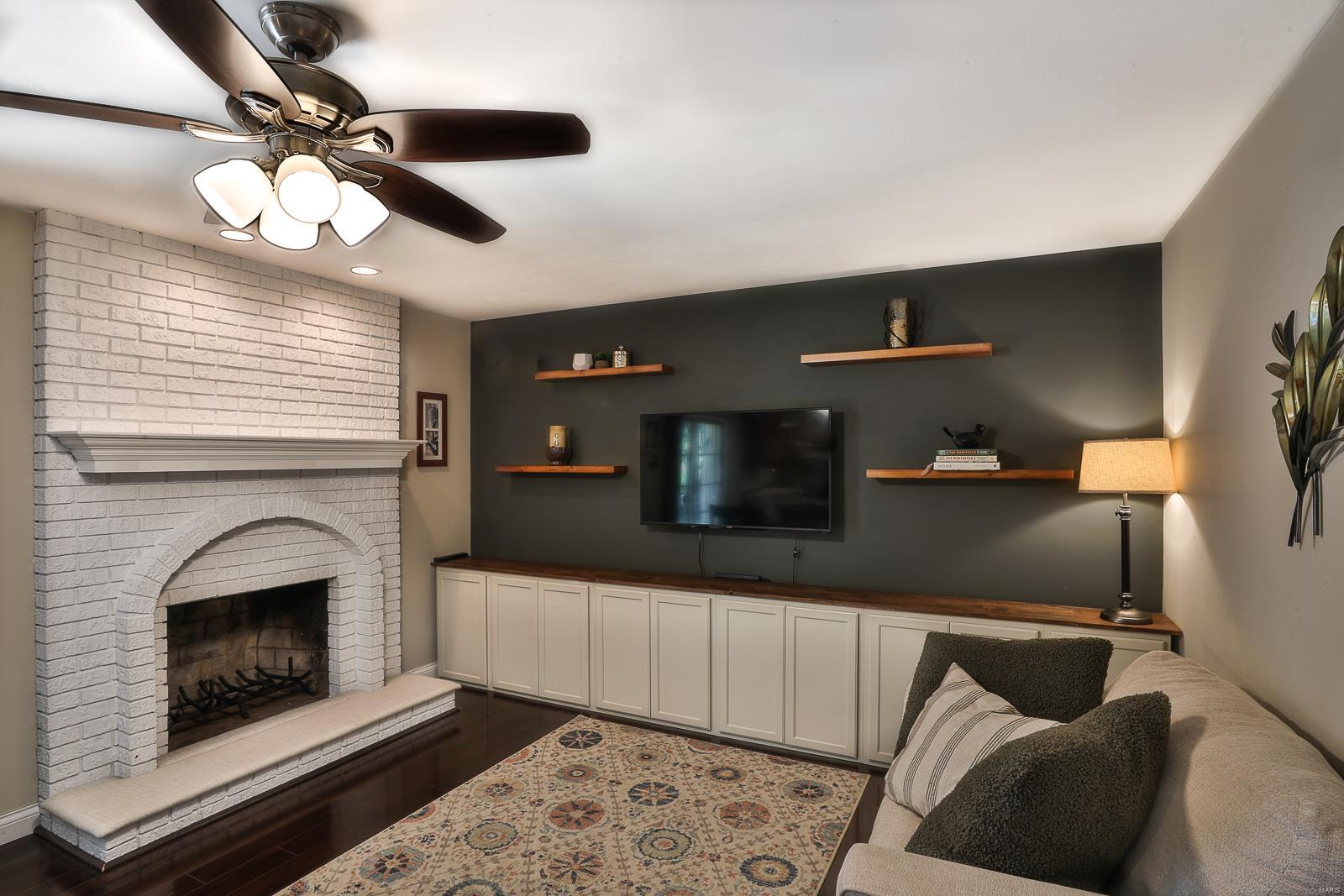 2145 England Town Road