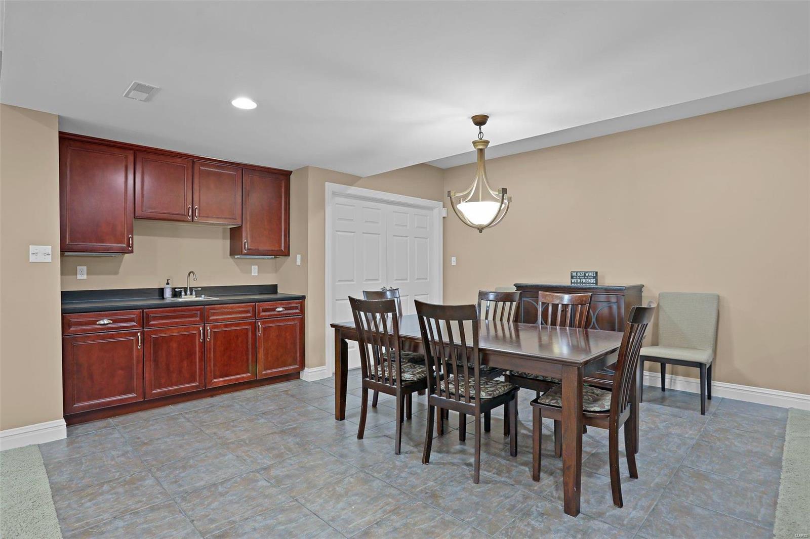 1411 Fenway Farms Court