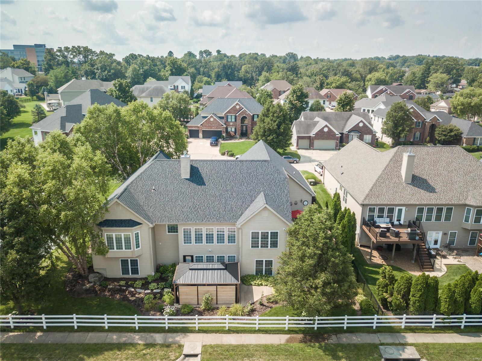 1411 Fenway Farms Court