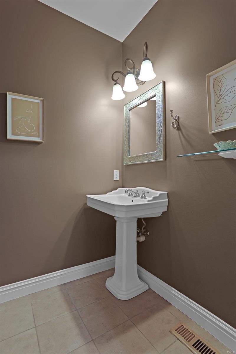 1411 Fenway Farms Court