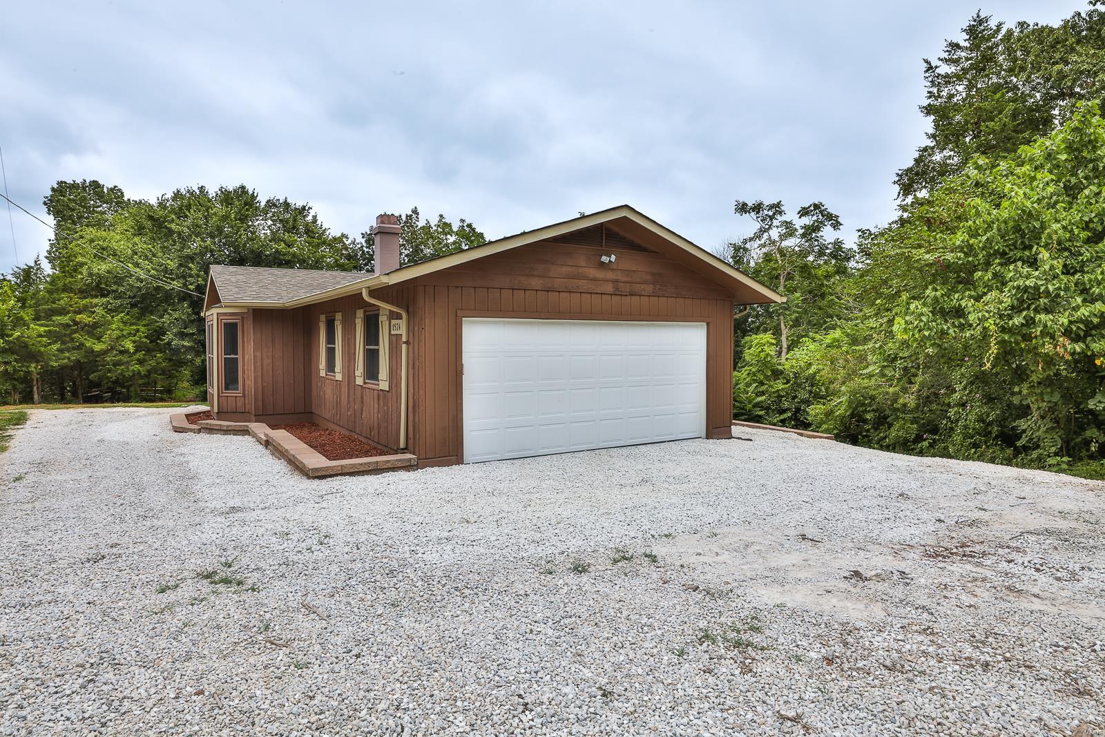 8524 Hillsboro House Springs Road