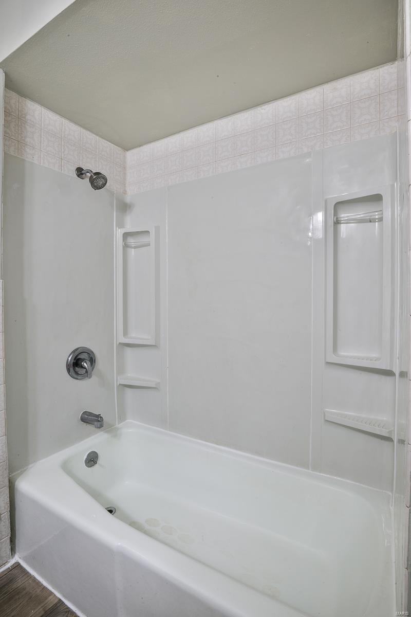 8524 Hillsboro House Springs Road