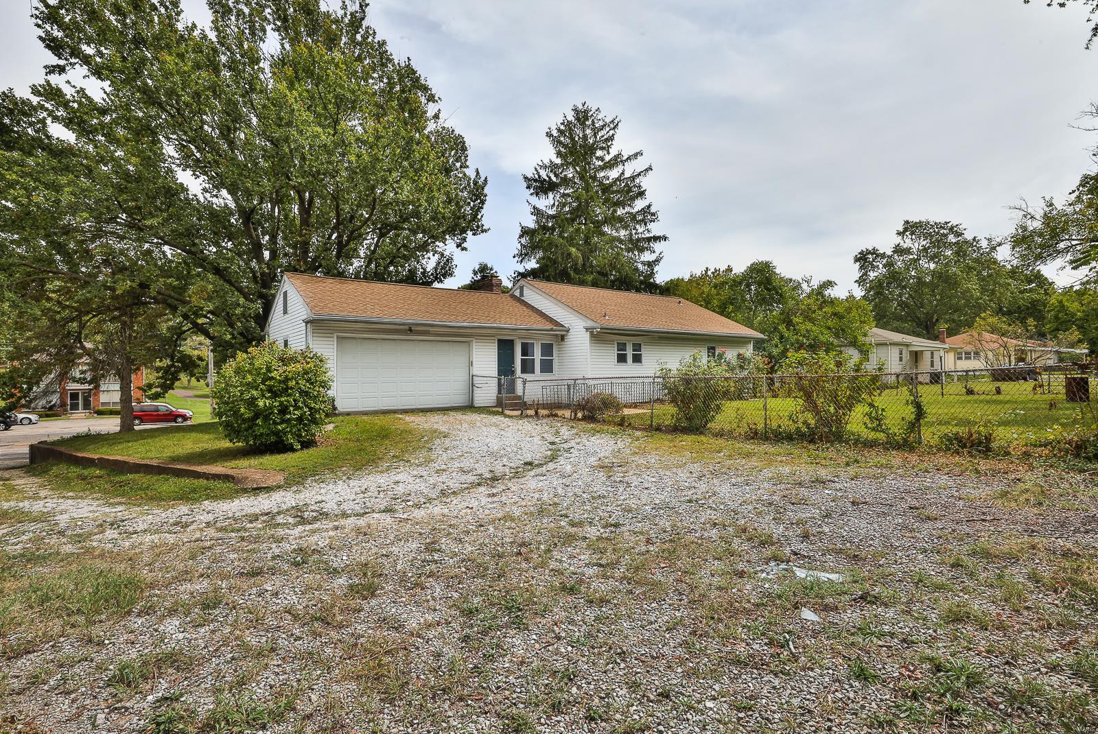 1298 Reavis Barracks Road