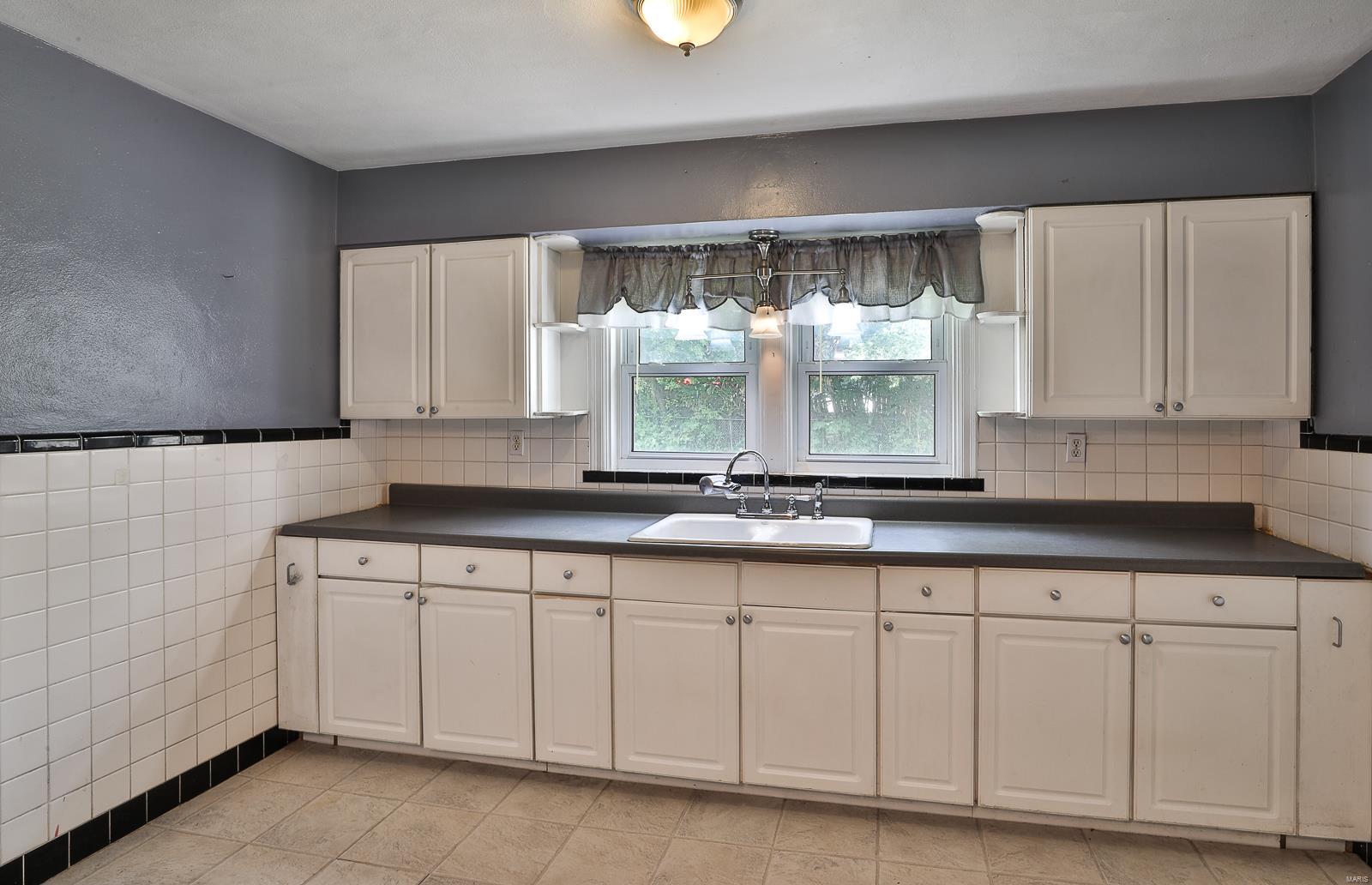 1298 Reavis Barracks Road