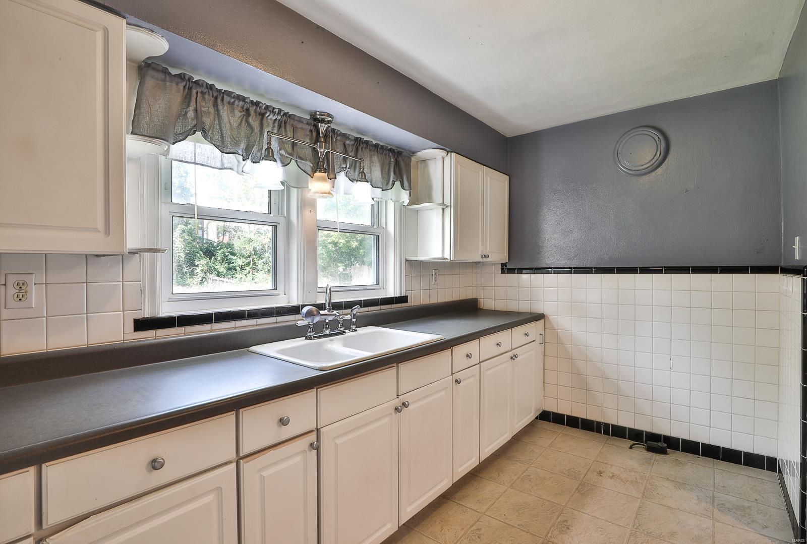 1298 Reavis Barracks Road