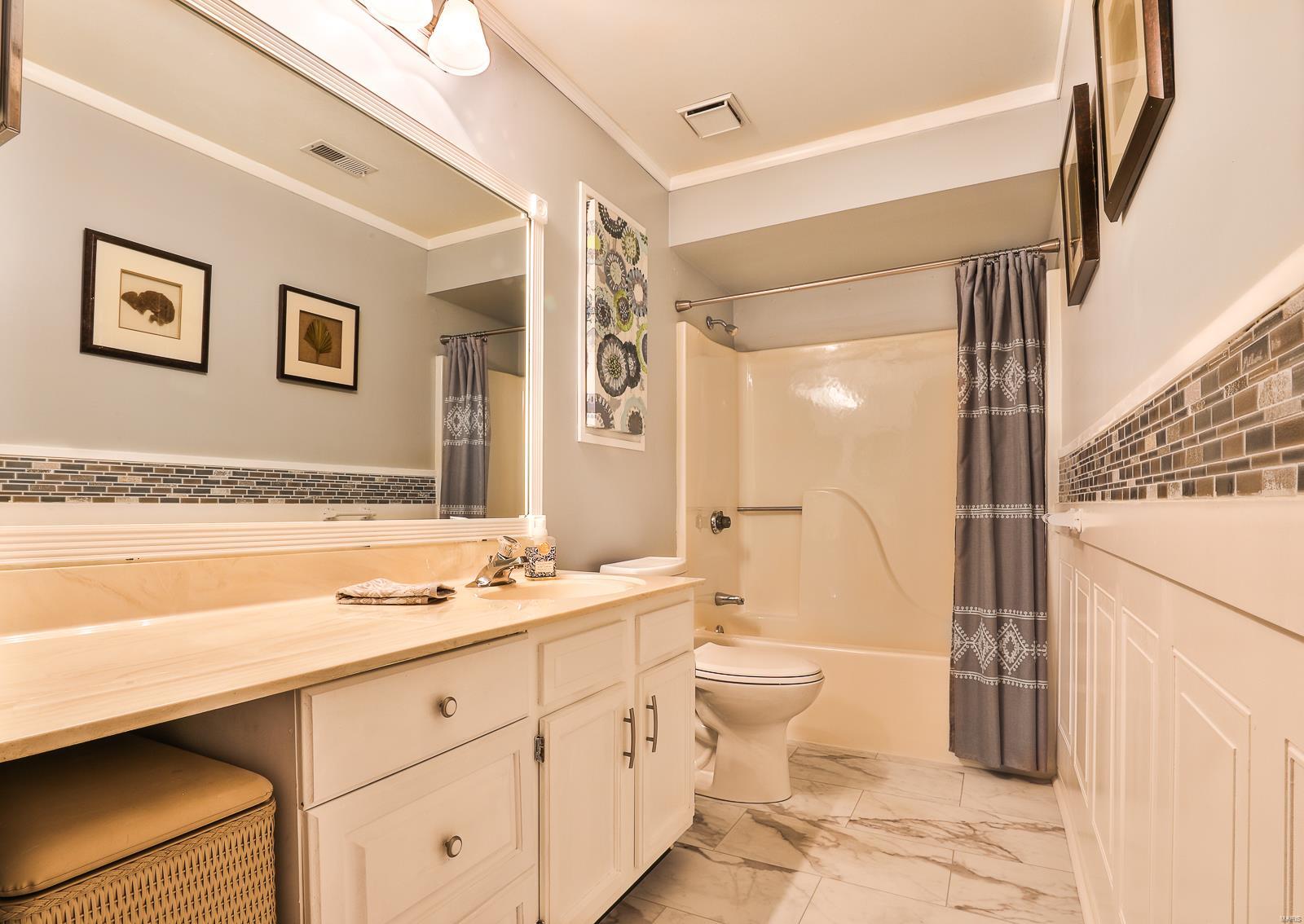 1112 Sunhaven Drive Unit: J