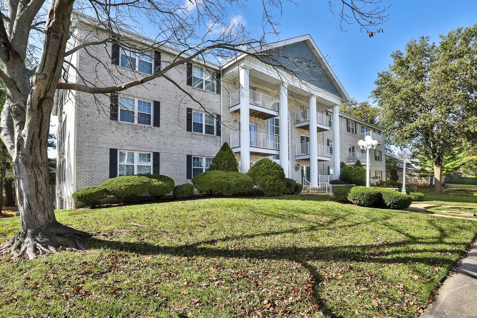 1112 Sunhaven Drive Unit: J