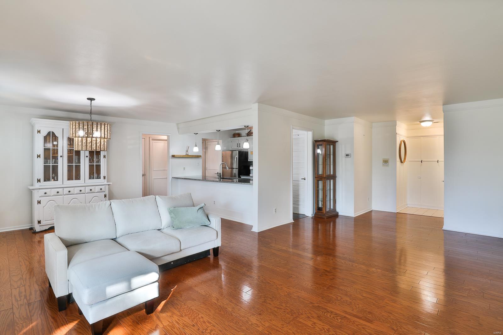 1112 Sunhaven Drive Unit: J