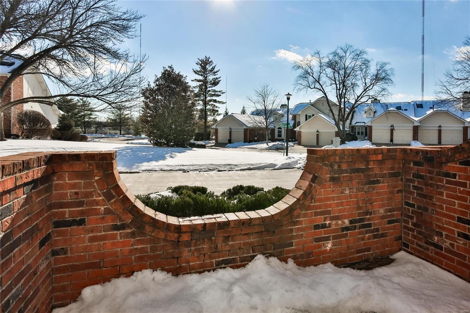 7372 Whitehall Colonial Lane