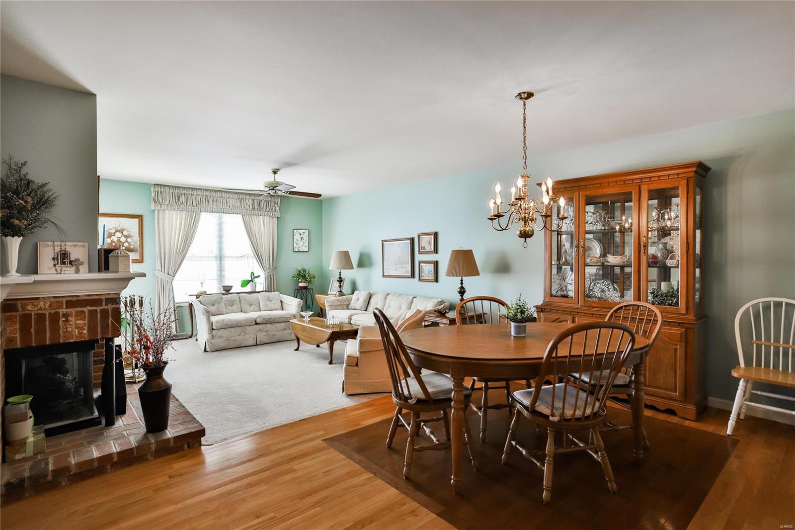 7372 Whitehall Colonial Lane