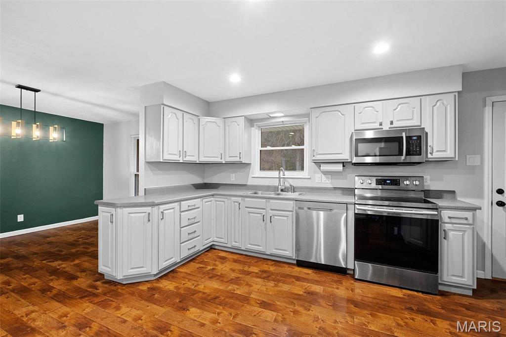 4423 Green Valley Drive