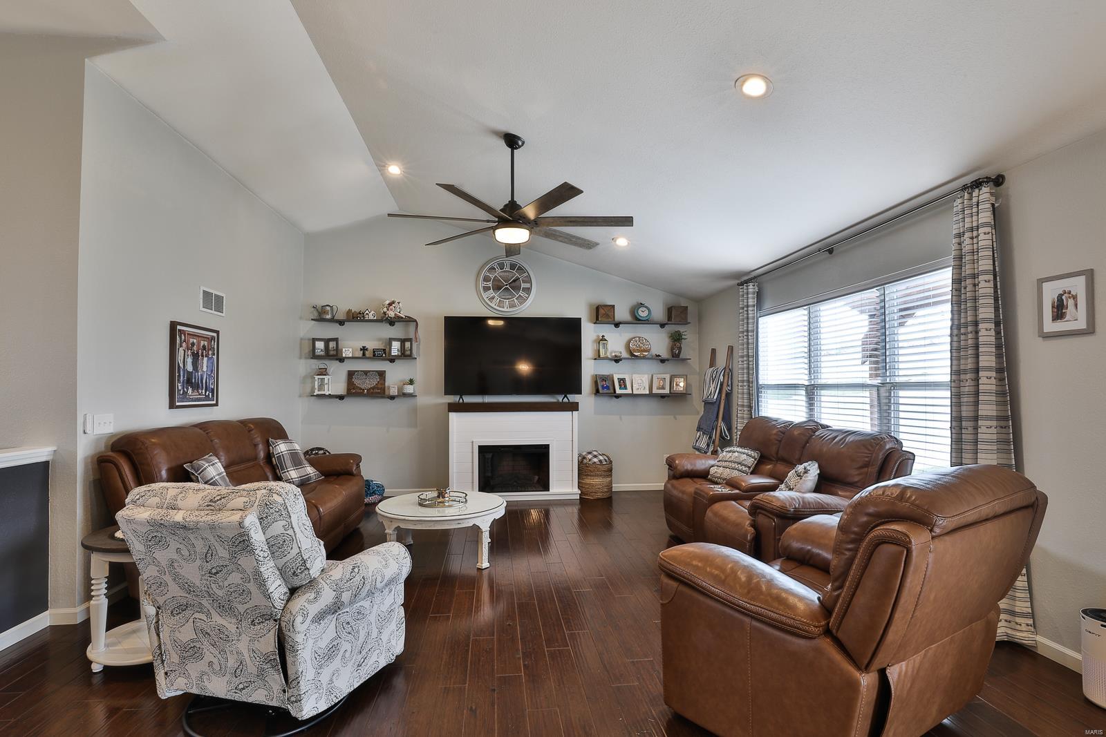 4224 Lockeport Landing