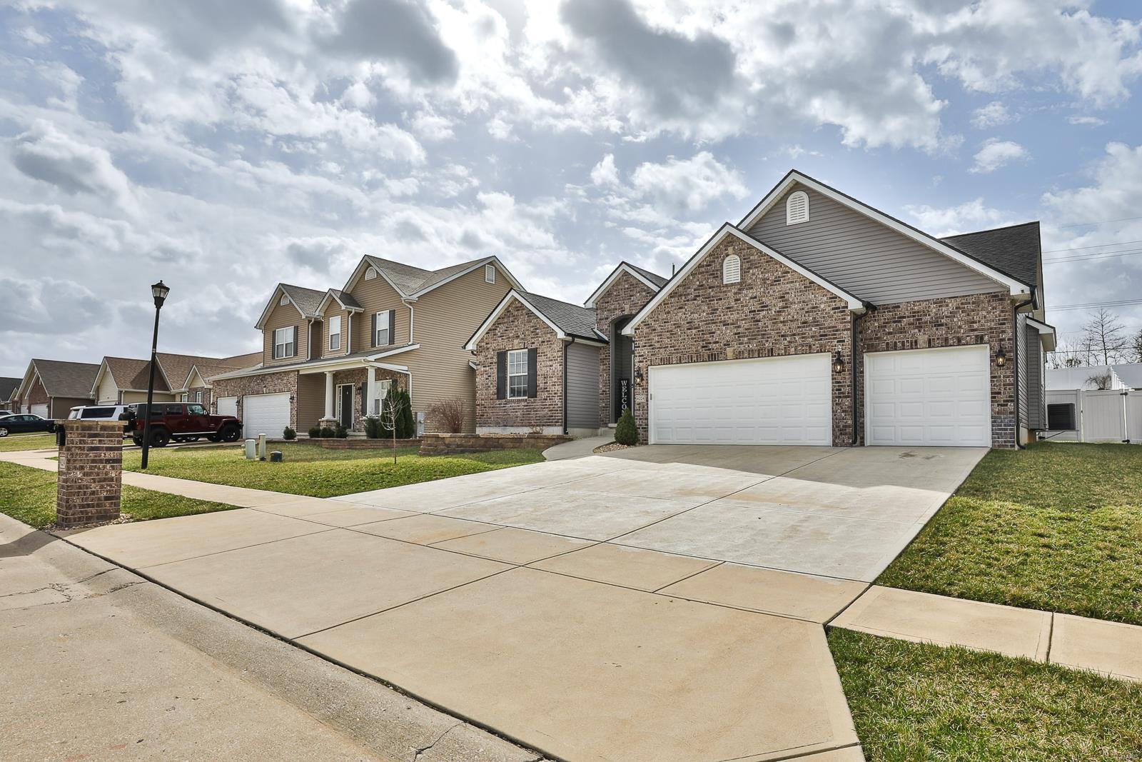 4224 Lockeport Landing