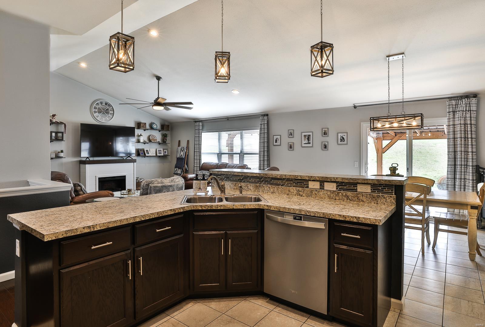 4224 Lockeport Landing