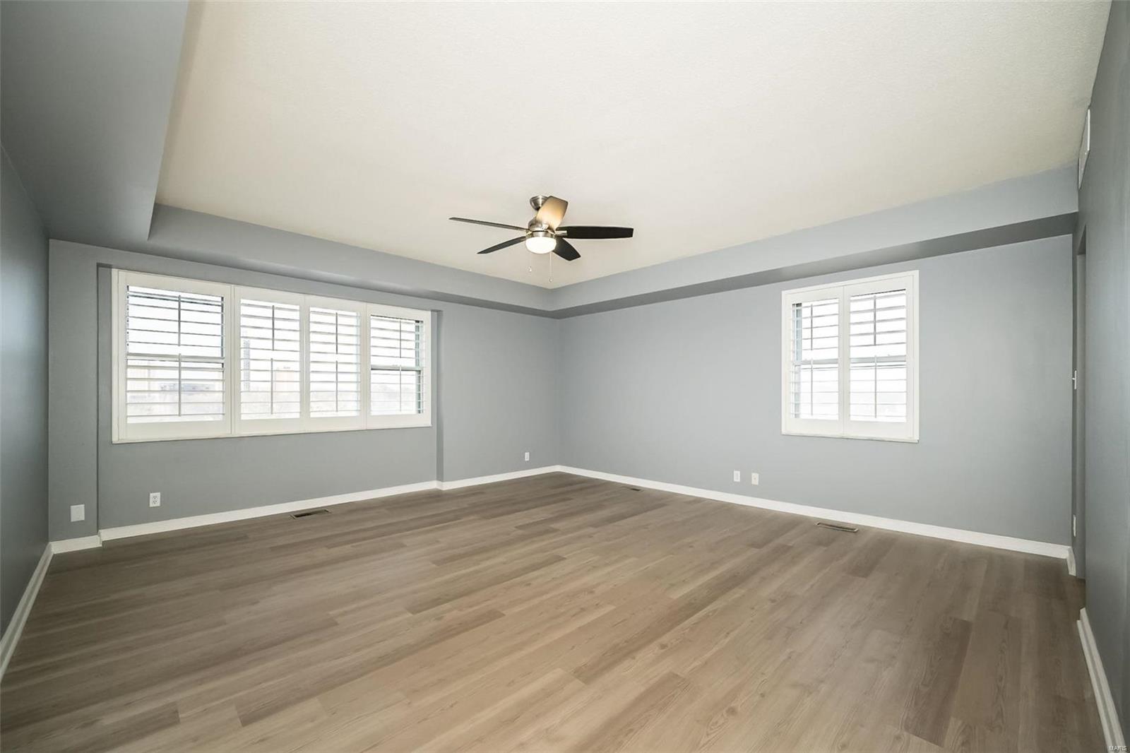 710 S Hanley Road Unit: 11D