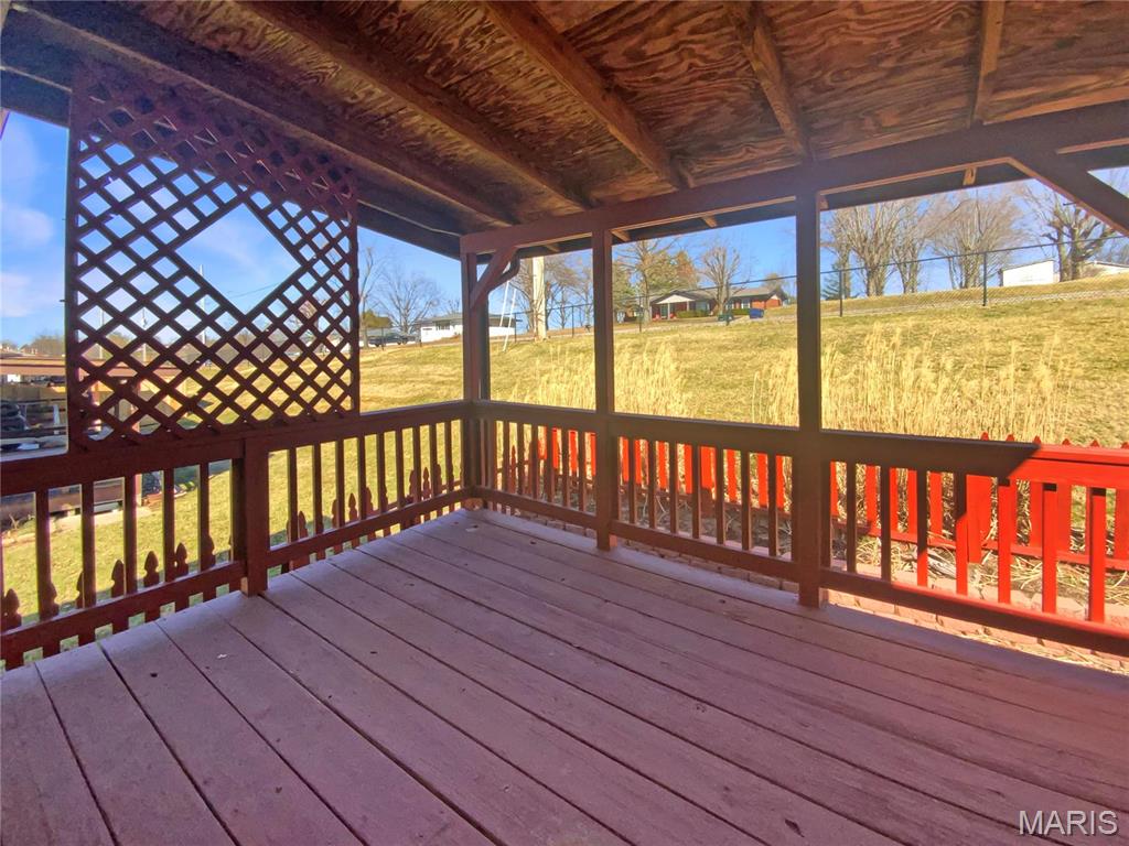 2524 Tanglewood Drive