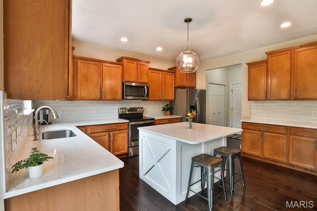 1256 Green Vale Court