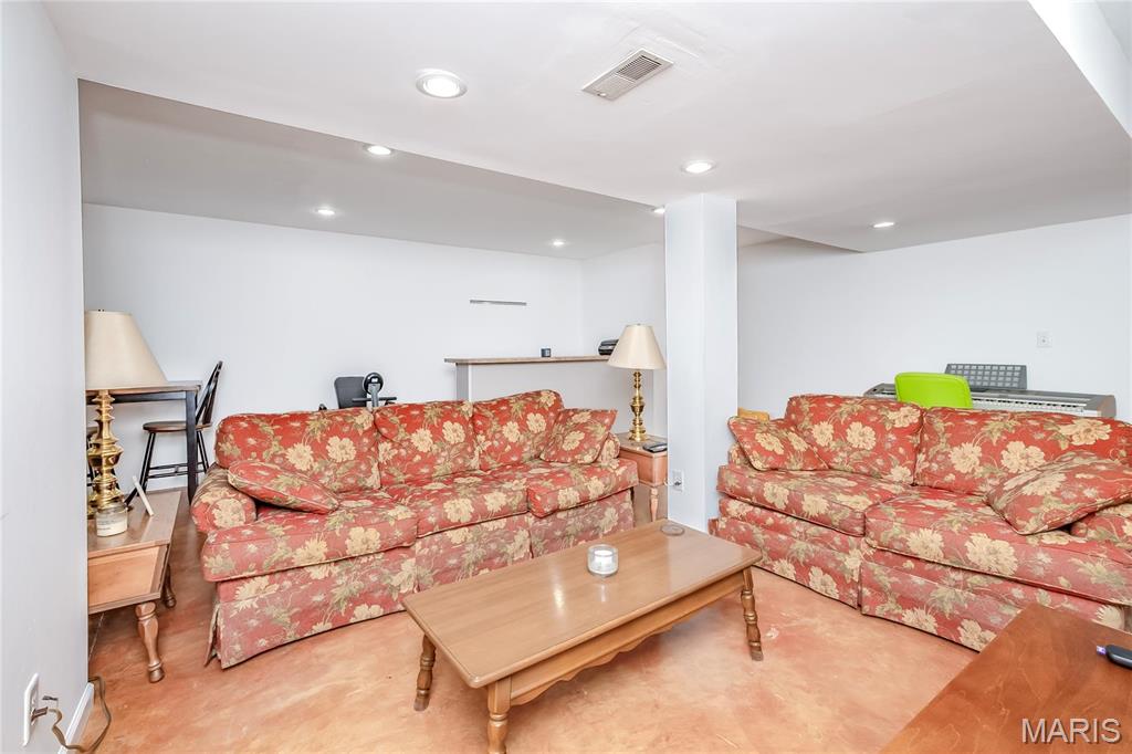 1326 Rockwood Forest Drive