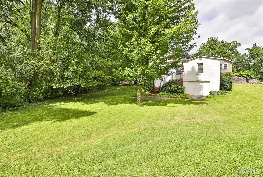 1046 Marshall Avenue