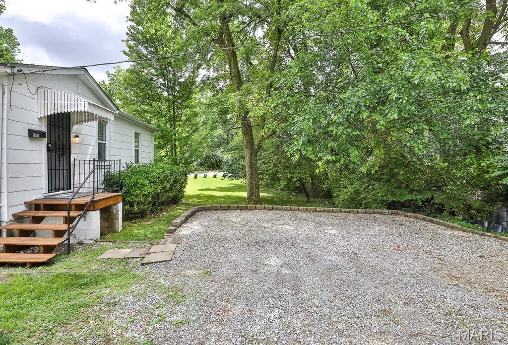 1046 Marshall Avenue