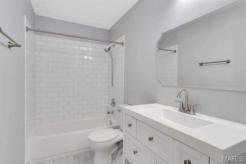 1316 Holgate Drive Unit: G5