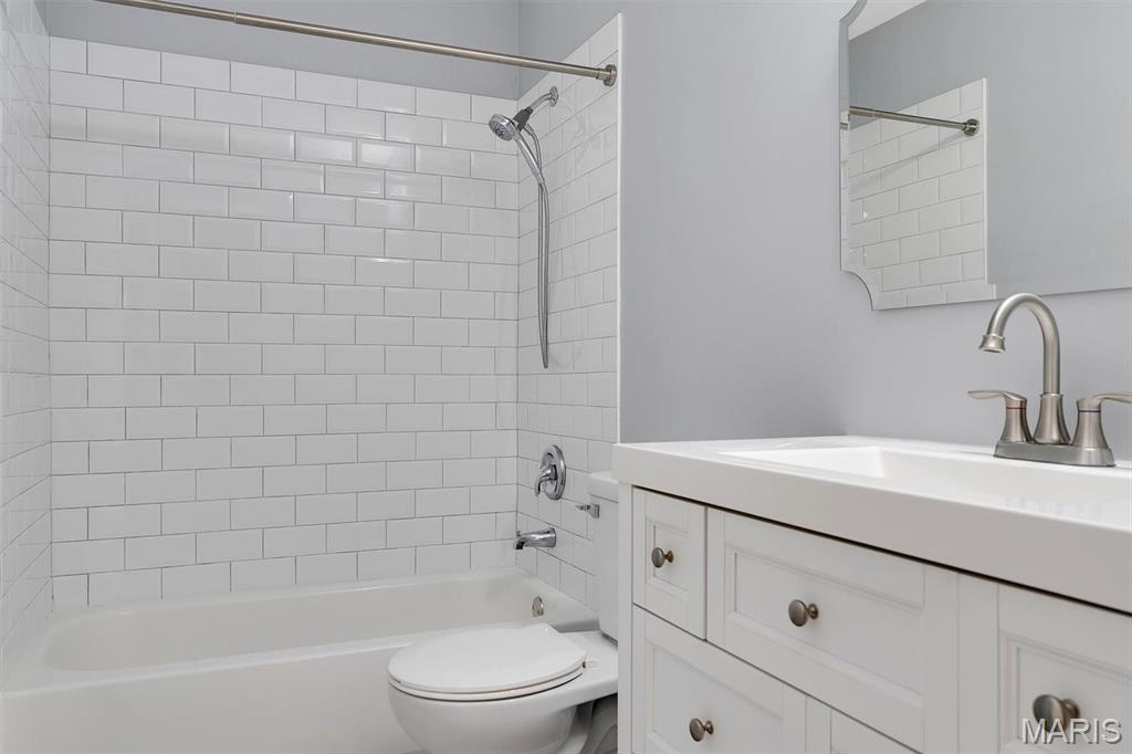 1316 Holgate Drive Unit: G5