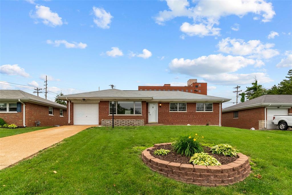 8606 Villa Crest Drive