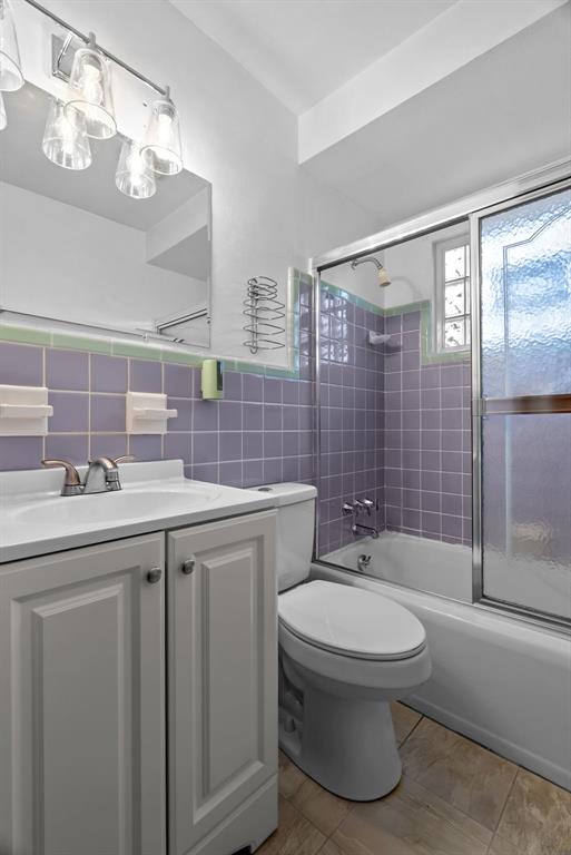 8606 Villa Crest Drive