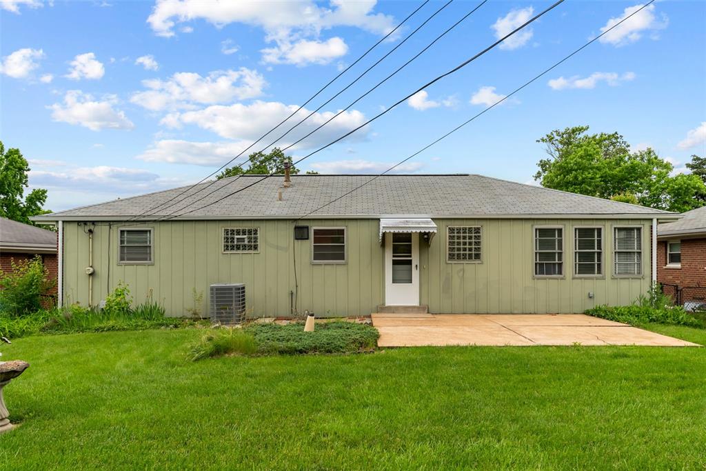 8606 Villa Crest Drive