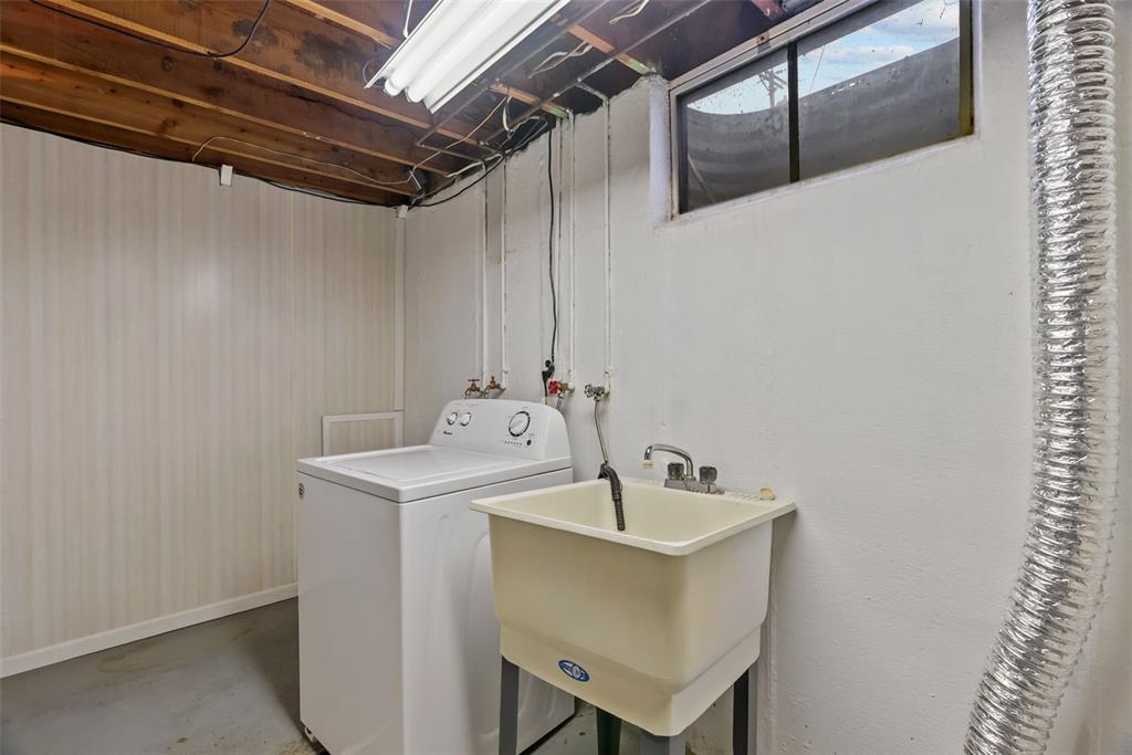 8606 Villa Crest Drive