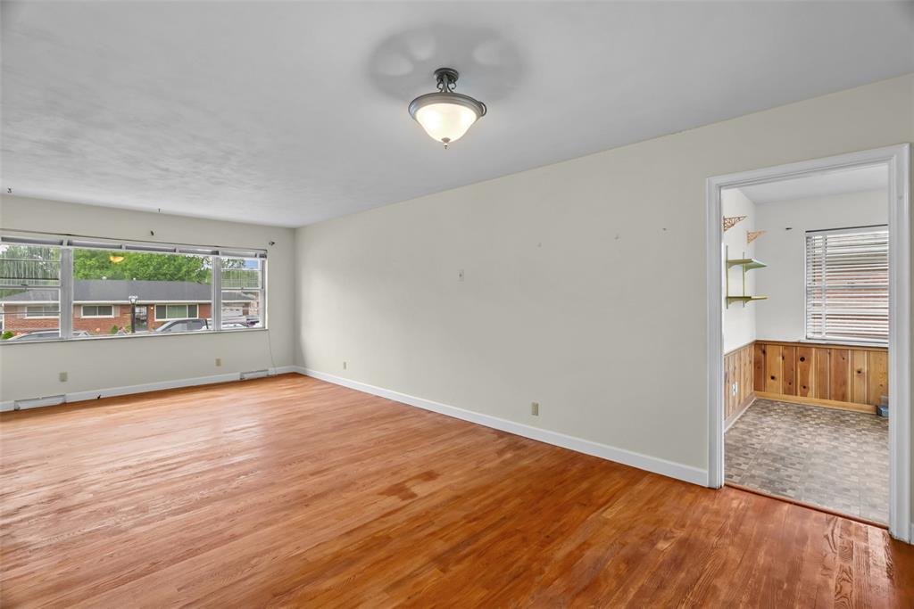 8606 Villa Crest Drive