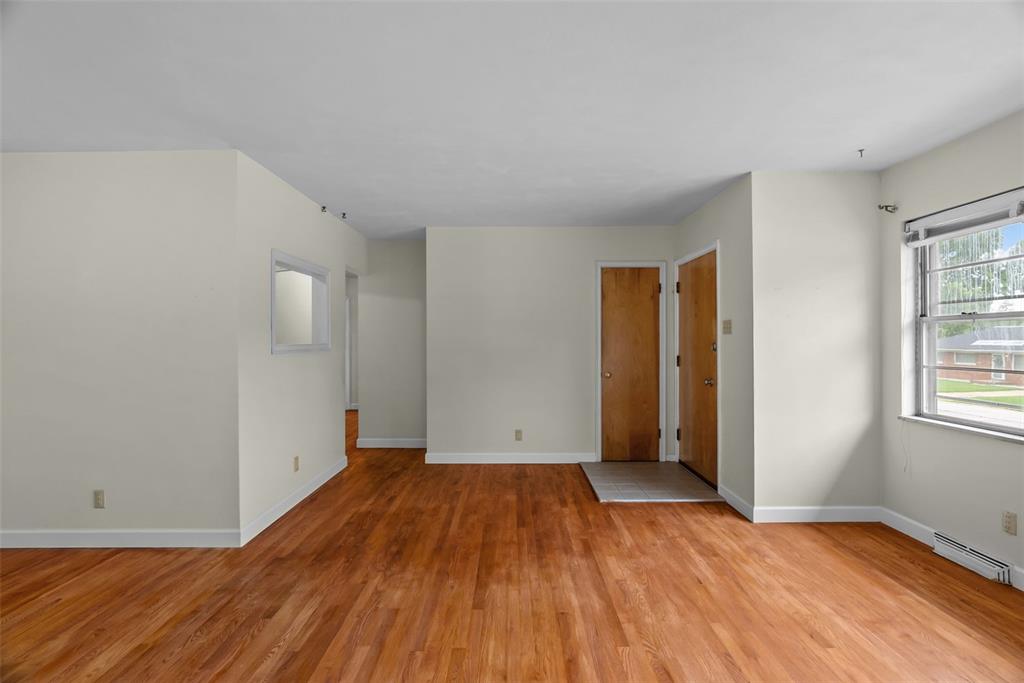 8606 Villa Crest Drive