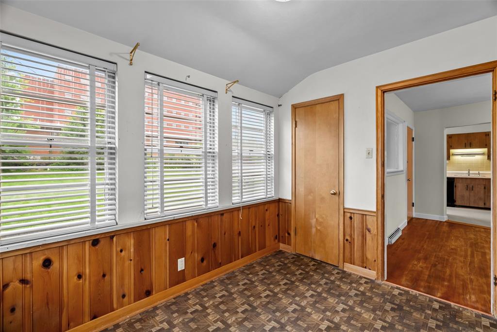 8606 Villa Crest Drive