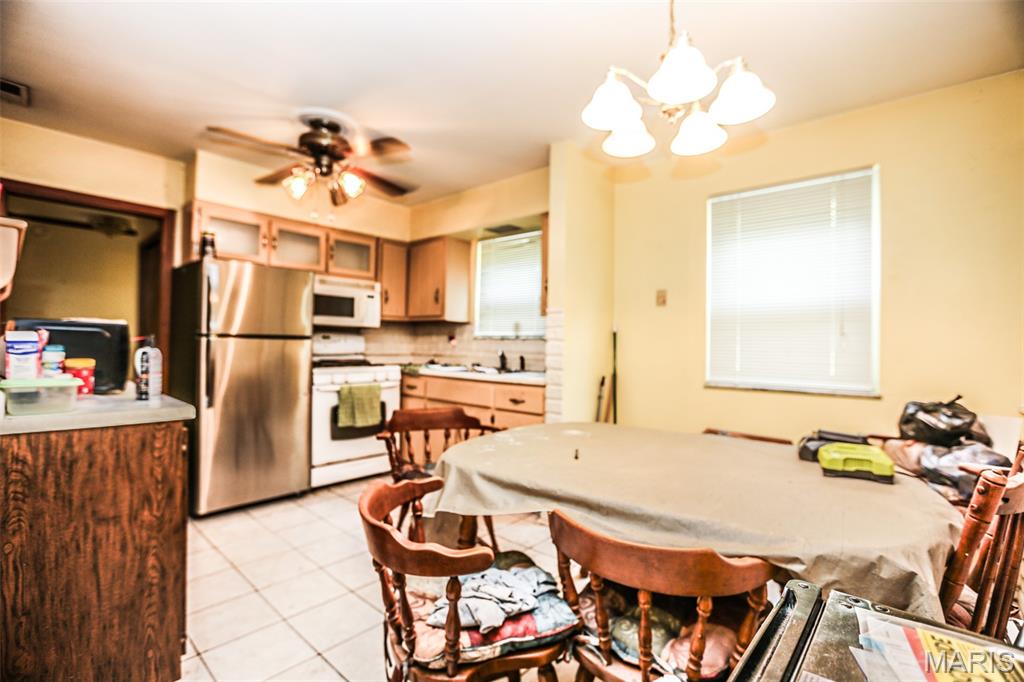 3200 Crosswinds Court