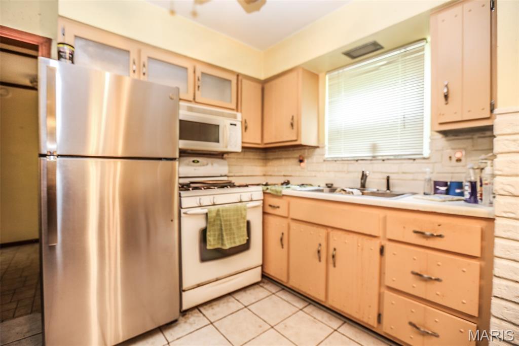 3200 Crosswinds Court