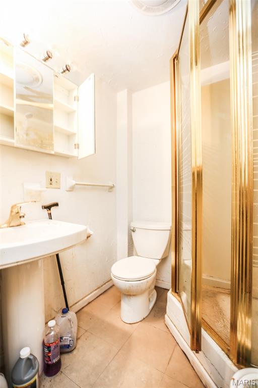 3200 Crosswinds Court