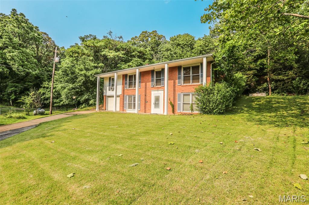 3200 Crosswinds Court