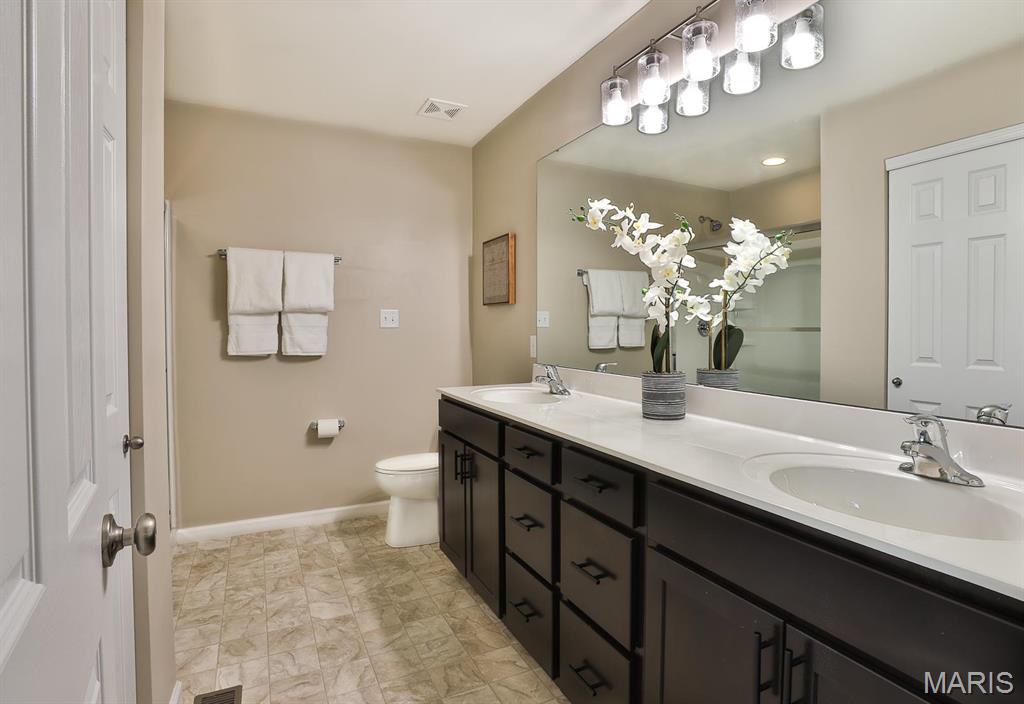 5310 Mitschang Court